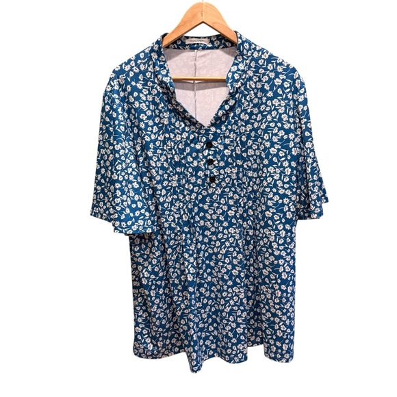 HOCOSIT Women's Floral Short Ruffle Sleeve Pleated V Neck Button Tunic Top 2X - Picture 7 of 14